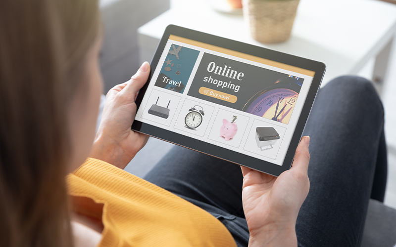 Blurring The Lines Between Physical & Online Shopping - Leverage Technology To Increase Sales