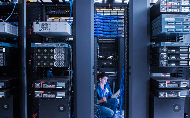 AI in network operations: advancing performance 