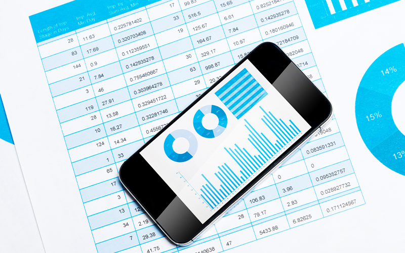 Benchmarking spend analytics performance   