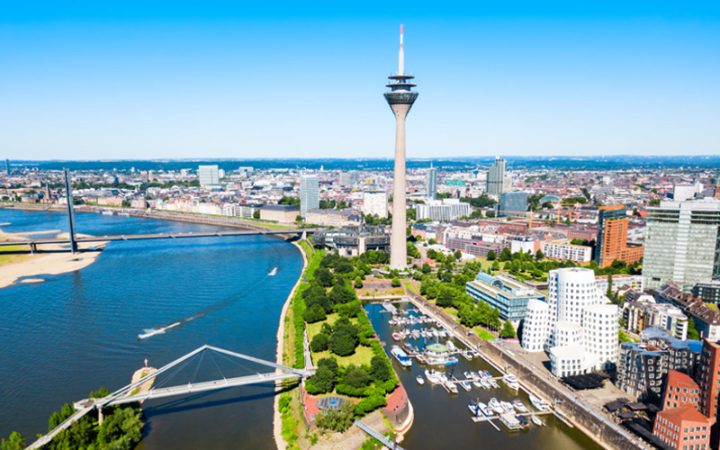 Integrating sustainable practices into travel loyalty programmes 