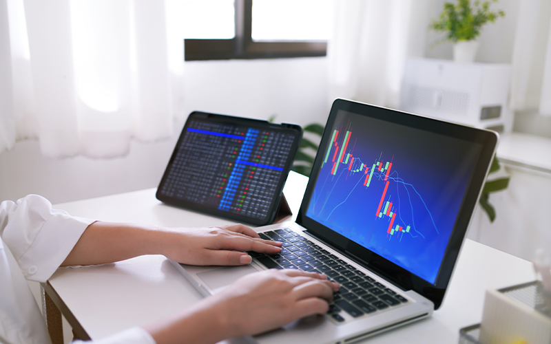 How is data analytics used in finance?