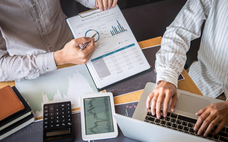 Corporate finance and investment banking: How functions and strategies diverge  