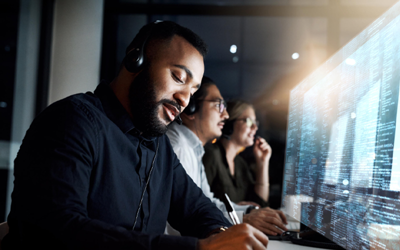 strategic advantages of GCC over traditional outsourcing models