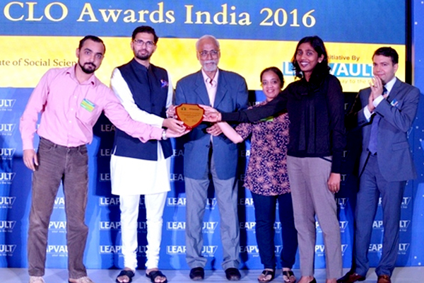 Infosys BPO awarded with the TISS LeapVault CLO Award in the ‘Best Apprenticeship Program’ category